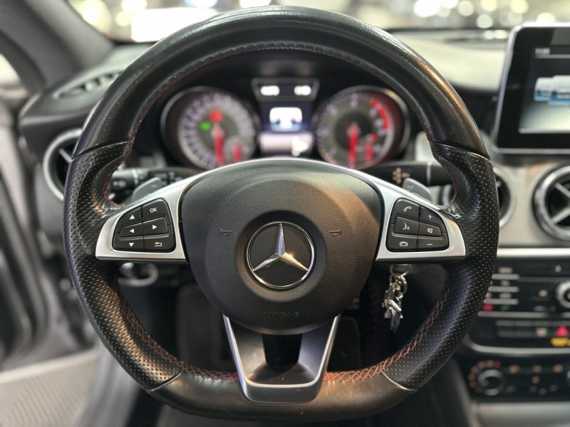 Mercedes CLA 200d Business 7G-DCT | 71 000 KM | Toit ouvrant | jantes noir