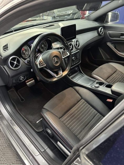 Mercedes CLA 200d Business 7G-DCT | 71 000 KM | Toit ouvrant | jantes noir