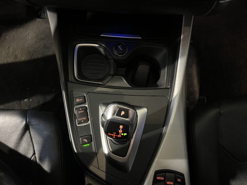 B.M.W. SERIE 1  BVA - URBAN CHIC - CUIR - GPS  SUIVI FACTURES - 195000KM - 