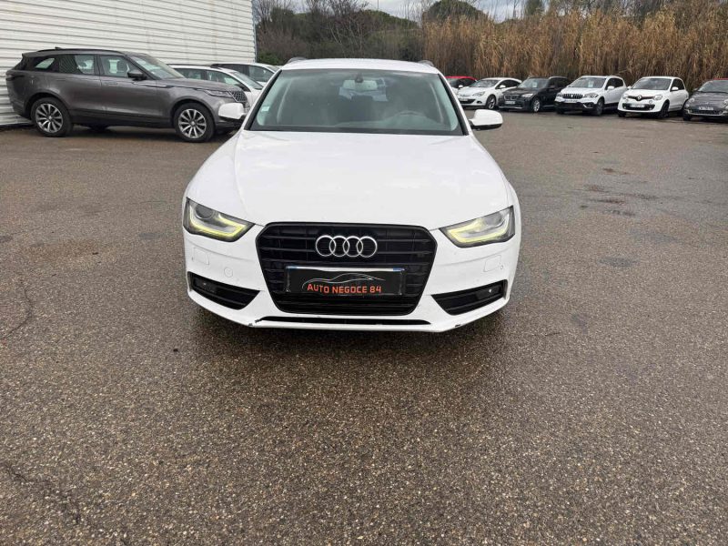 AUDI A4 V6 3.0 TDI 204 AMBITION LUXE BVA 229MKM