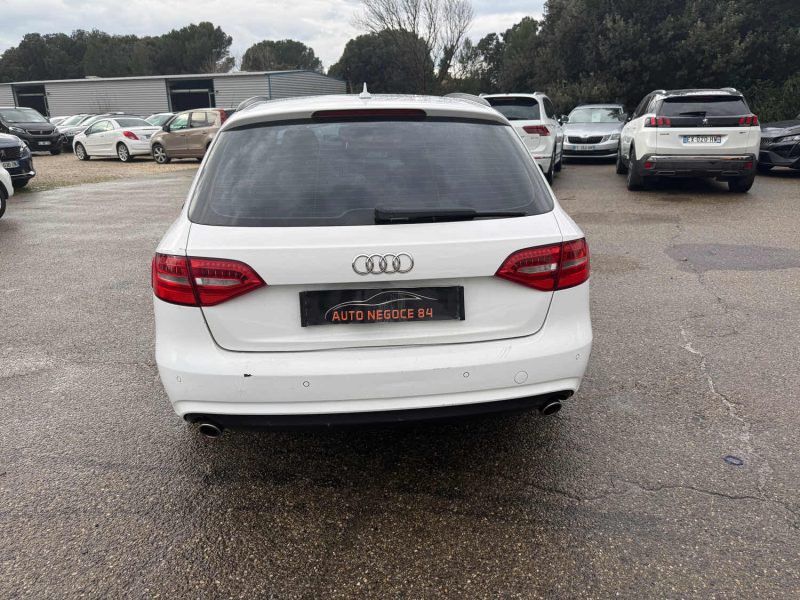 AUDI A4 V6 3.0 TDI 204 AMBITION LUXE BVA 229MKM