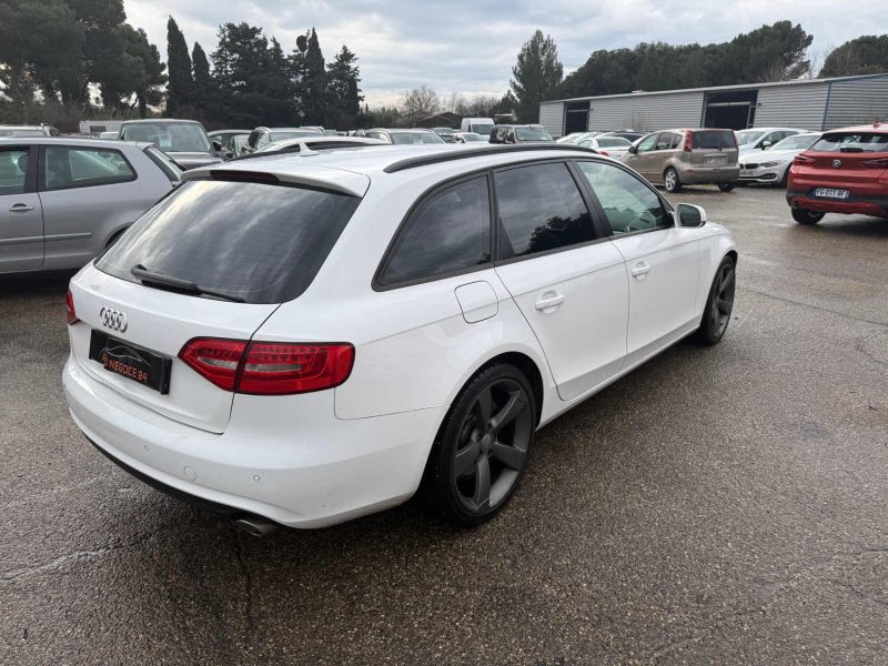 AUDI A4 V6 3.0 TDI 204 AMBITION LUXE BVA 229MKM
