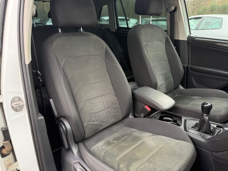 VOLKSWAGEN TIGUAN II 2.0 TDI 150 CARAT R LINE  155MKM