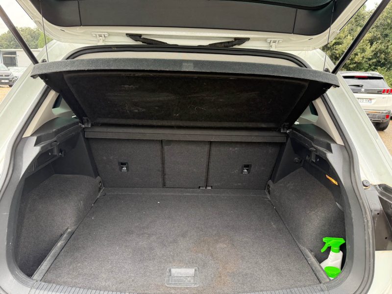 VOLKSWAGEN TIGUAN II 2.0 TDI 150 CARAT R LINE  155MKM
