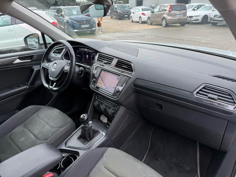 VOLKSWAGEN TIGUAN II 2.0 TDI 150 CARAT R LINE  155MKM