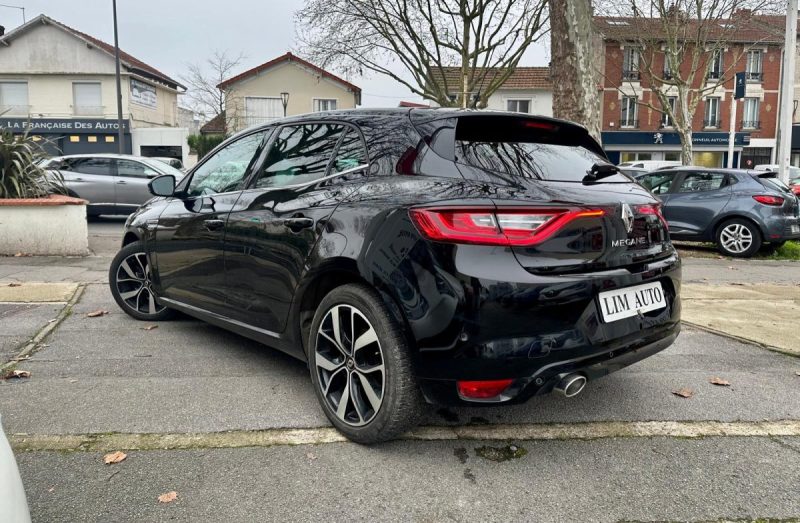 RENAULT MEGANE IV 1.5 BLUE DCI 115 BOSE EDITION EDC 