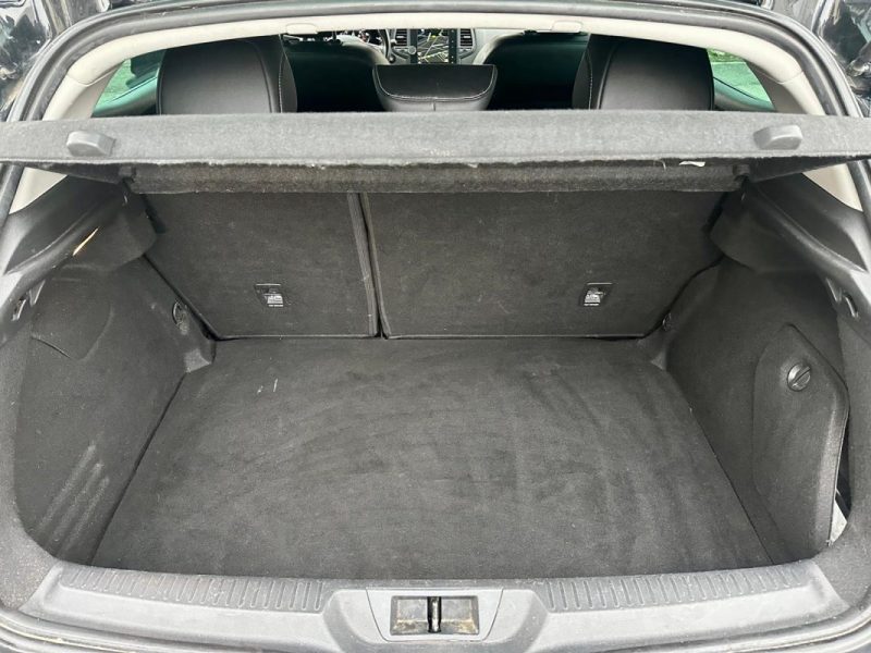 RENAULT MEGANE IV 1.5 BLUE DCI 115 BOSE EDITION EDC 