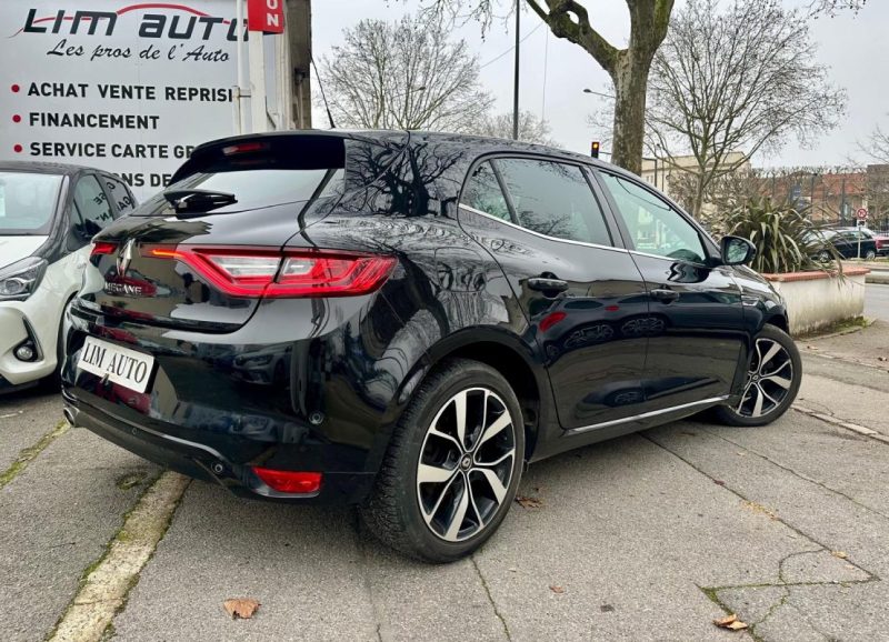 RENAULT MEGANE IV 1.5 BLUE DCI 115 BOSE EDITION EDC 