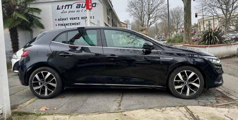 RENAULT MEGANE IV 1.5 BLUE DCI 115 BOSE EDITION EDC 