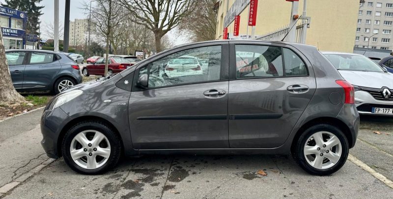 TOYOTA YARIS 1.4 D-4D 90 SOL *1ÈRE MAIN* 