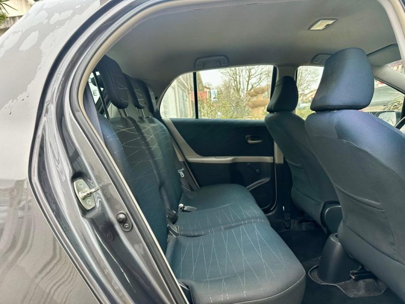 TOYOTA YARIS 1.4 D-4D 90 SOL *1ÈRE MAIN* 