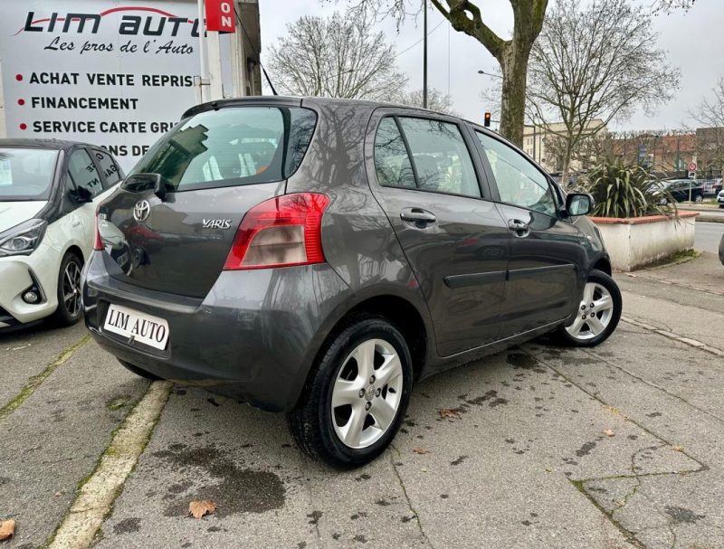 TOYOTA YARIS 1.4 D-4D 90 SOL *1ÈRE MAIN* 