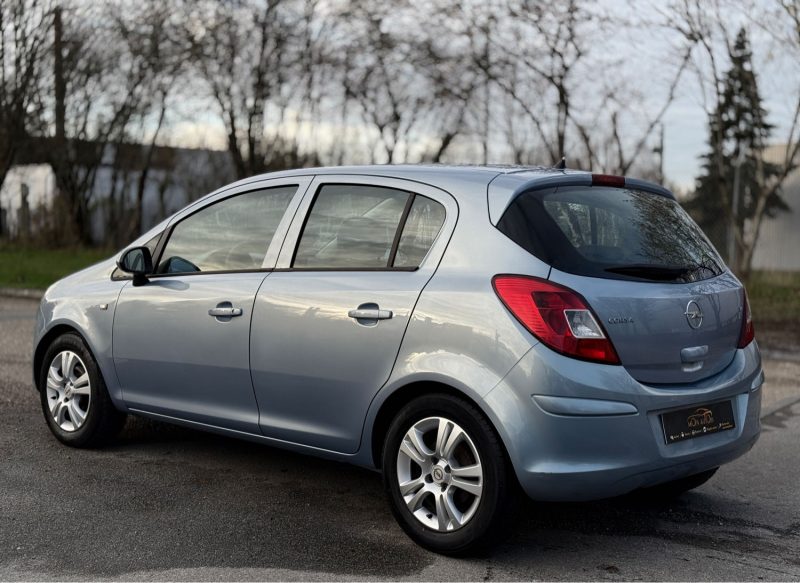 OPEL CORSA 1.4 Twinport 90ch ENJOY – Clim – Jantes Alu – Révisée & Garantie