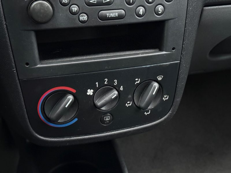 OPEL CORSA 1.2 75ch COMFORT – Clim – Chaîne – Révisée & Garantie