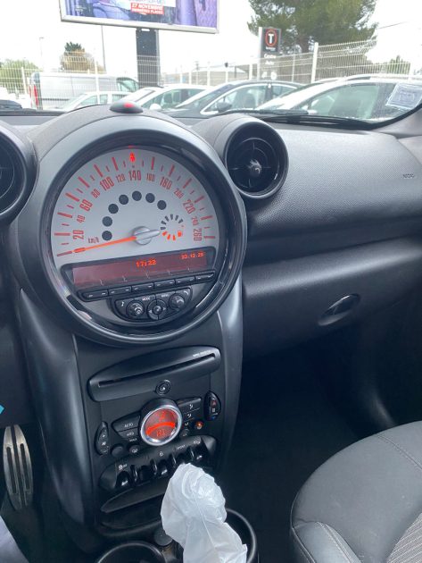 MINI COUNTRYMAN COOPER SD 143CH BVA 2013