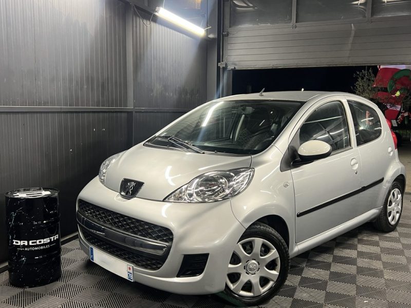 PEUGEOT 107 1.0 68 Cv BOITE AUTOMATIQUE / 17 100 Kms REELS 5 PORTES CRIT AIR 1 - GARANTIE 1 AN