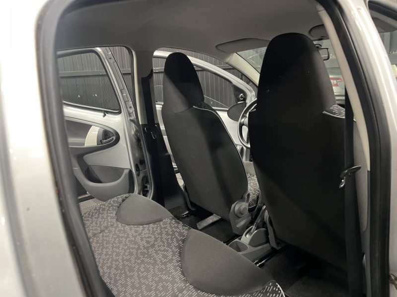 PEUGEOT 107 1.0 68 Cv BOITE AUTOMATIQUE / 17 100 Kms REELS 5 PORTES CRIT AIR 1 - GARANTIE 1 AN