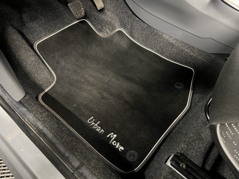 PEUGEOT 107 1.0 68 Cv BOITE AUTOMATIQUE / 17 100 Kms REELS 5 PORTES CRIT AIR 1 - GARANTIE 1 AN