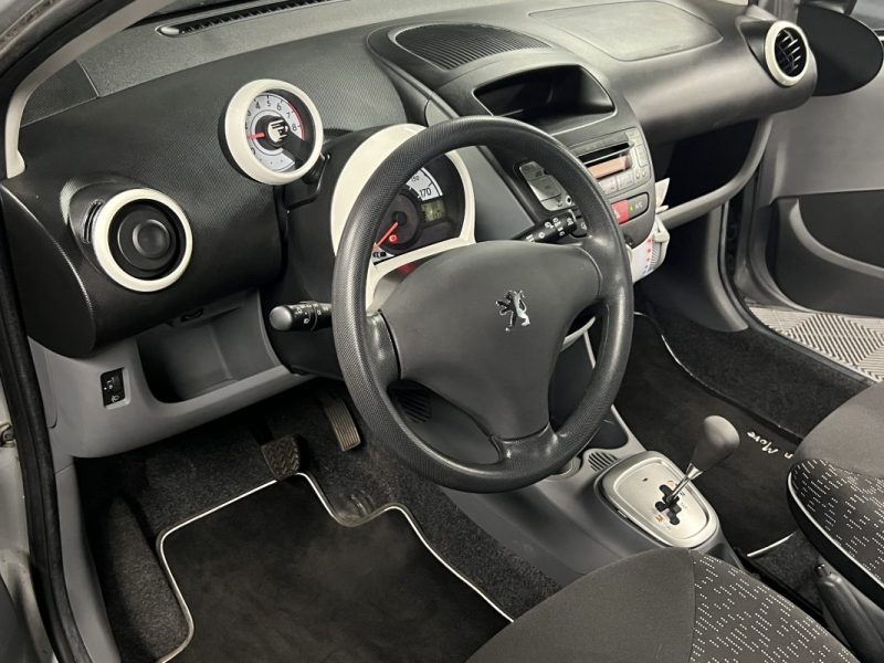 PEUGEOT 107 1.0 68 Cv BOITE AUTOMATIQUE / 17 100 Kms REELS 5 PORTES CRIT AIR 1 - GARANTIE 1 AN