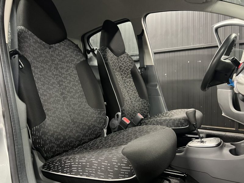 PEUGEOT 107 1.0 68 Cv BOITE AUTOMATIQUE / 17 100 Kms REELS 5 PORTES CRIT AIR 1 - GARANTIE 1 AN