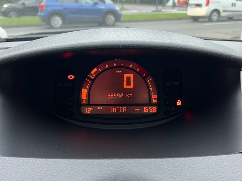 RENAULT MODUS 1.4 98 Cv 5 PORTES / CLIMATISAITON 82 500 Kms - GARANTIE 1 AN