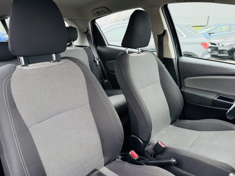 TOYOTA YARIS III 1.5 HYBRID 100h BUSINESS