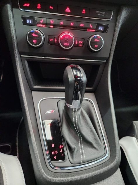 SEAT LEON ST 2.0 TSI CUPRA 290 DSG*SIEGES PERF.*ACC*PANO*CAMERA*SOUND*