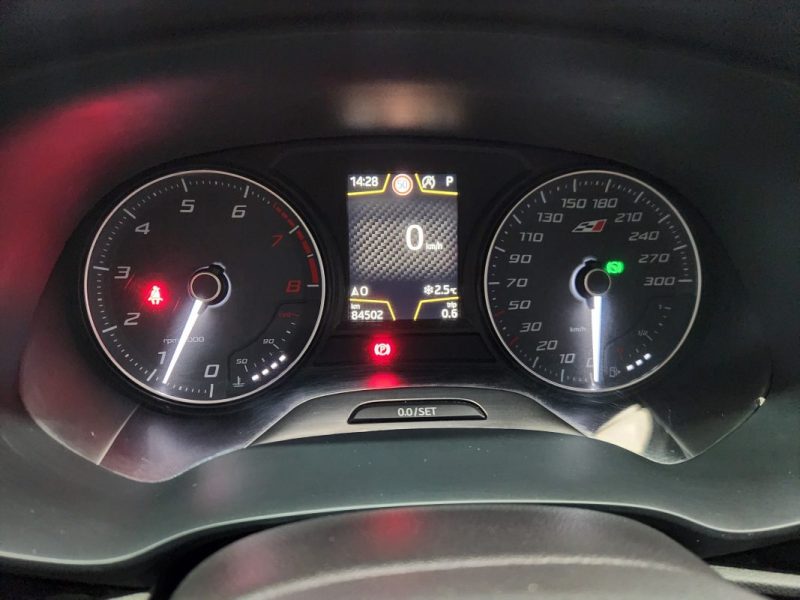SEAT LEON ST 2.0 TSI CUPRA 290 DSG*SIEGES PERF.*ACC*PANO*CAMERA*SOUND*