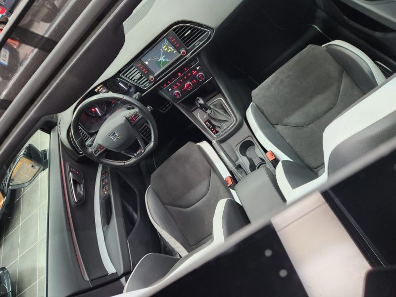 SEAT LEON ST 2.0 TSI CUPRA 290 DSG*SIEGES PERF.*ACC*PANO*CAMERA*SOUND*