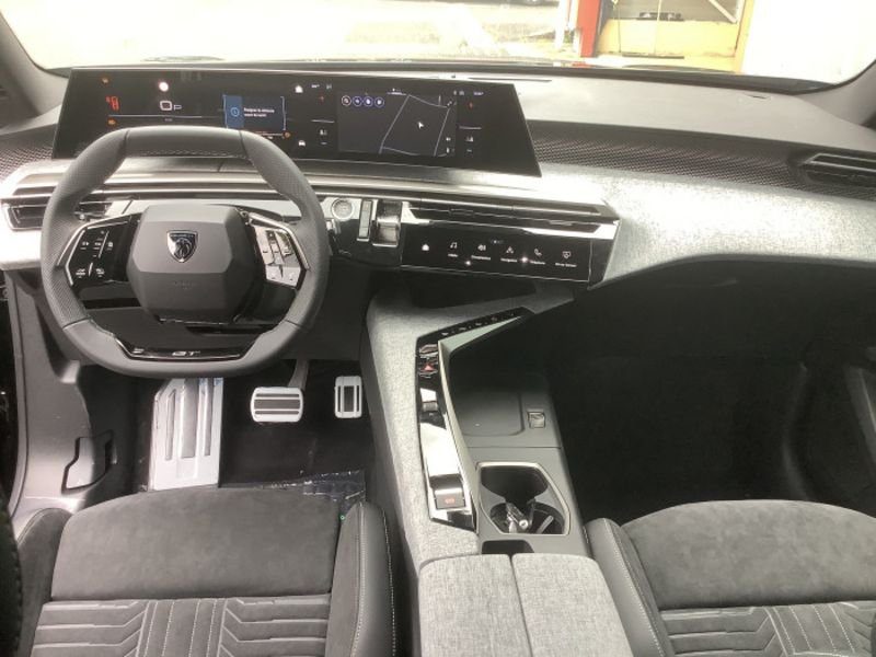 Peugeot 3008 Hybrid 145 e-DCS6 GT