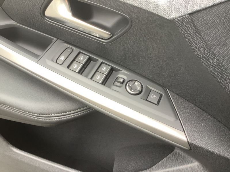 Peugeot 3008 Hybrid 145 e-DCS6 GT