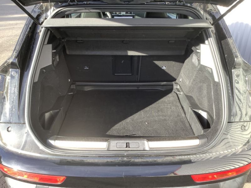 DS DS 7 BlueHDi 130 EAT8 Performance Line