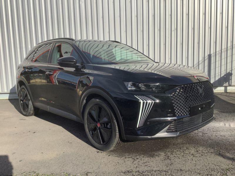 DS DS 7 BlueHDi 130 EAT8 Performance Line