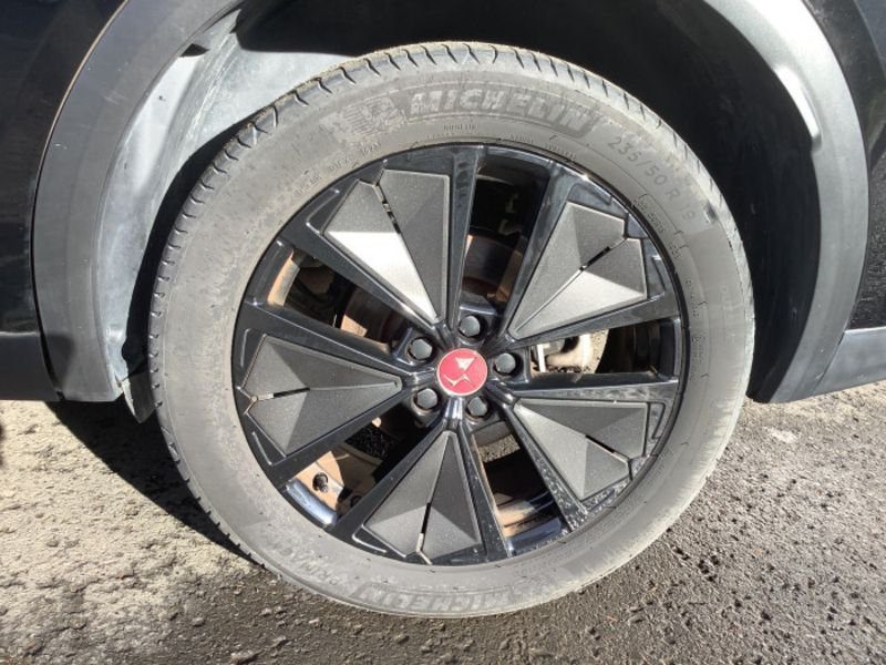 DS DS 7 BlueHDi 130 EAT8 Performance Line