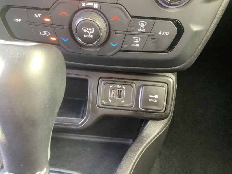 Jeep Renegade 1.5 Turbo T4 130 ch BVR7 e-Hybrid Altitude