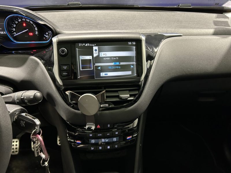 PEUGEOT 208 1.6 VTI FELINE 120 CV 5P TOIT PANORAMIQUE