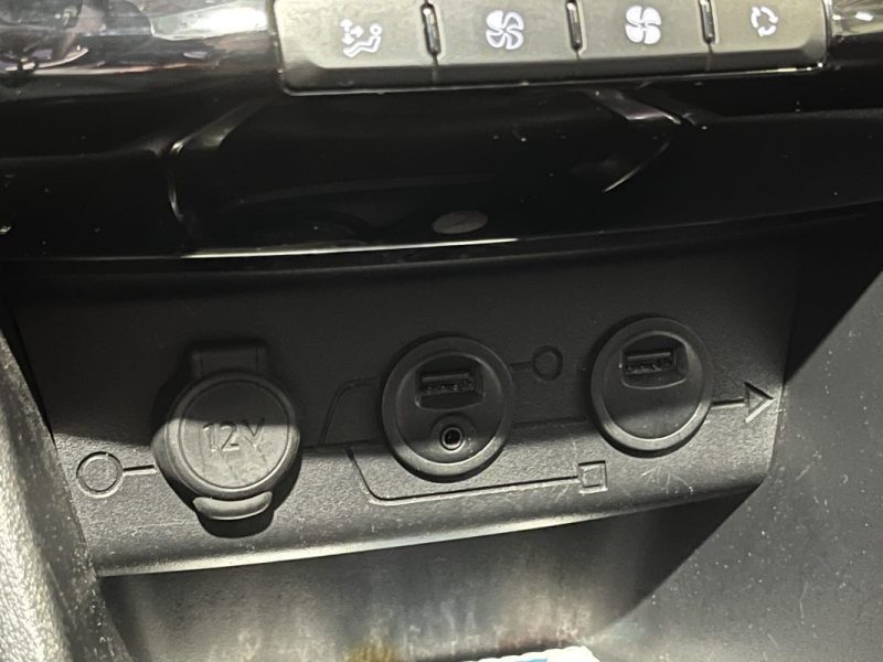 PEUGEOT 208 1.6 VTI FELINE 120 CV 5P TOIT PANORAMIQUE