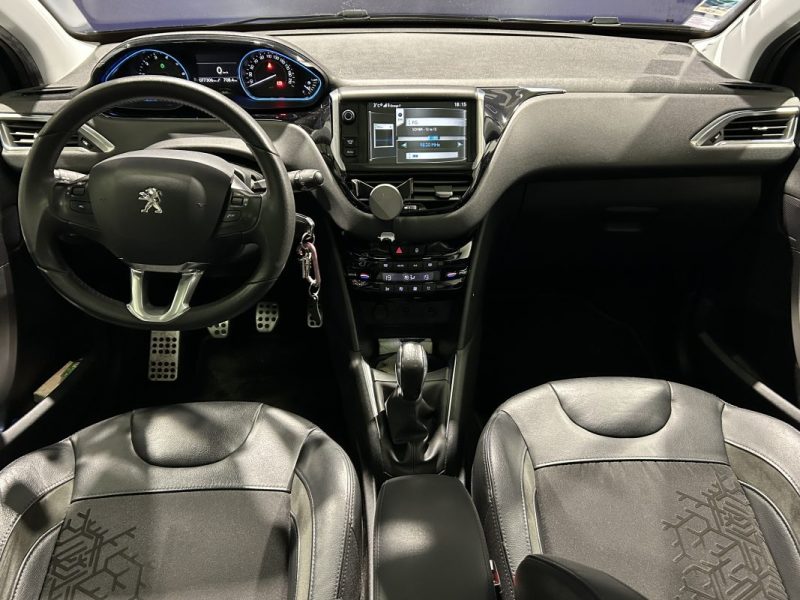 PEUGEOT 208 1.6 VTI FELINE 120 CV 5P TOIT PANORAMIQUE