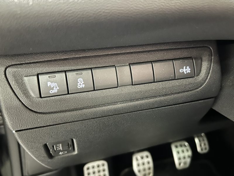 PEUGEOT 208 1.6 VTI FELINE 120 CV 5P TOIT PANORAMIQUE