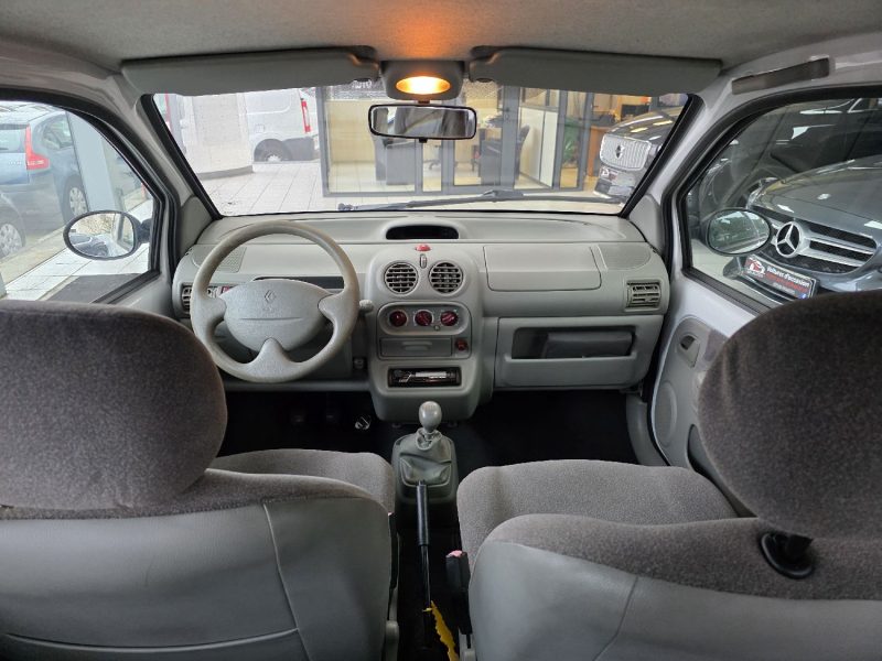 RENAULT TWINGO PRIVILEGE 1.2 75CH ANNEE 2001 185000KM