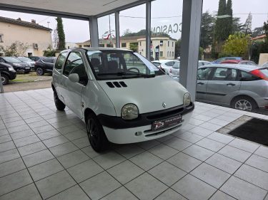 RENAULT TWINGO PRIVILEGE 1.2 75CH ANNEE 2001 185000KM