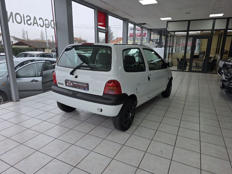 RENAULT TWINGO PRIVILEGE 1.2 75CH ANNEE 2001 185000KM