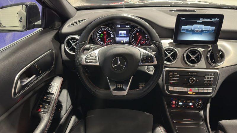 Mercedes GLA 250 211ch Fascination (AMG Line) 4Matic 7G-DCT - Toit Ouvrant - Caméra de recul