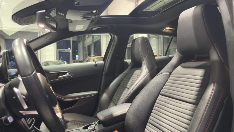 Mercedes GLA 250 211ch Fascination (AMG Line) 4Matic 7G-DCT - Toit Ouvrant - Caméra de recul