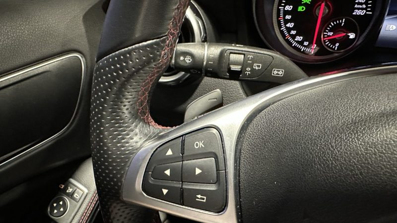 Mercedes GLA 250 211ch Fascination (AMG Line) 4Matic 7G-DCT - Toit Ouvrant - Caméra de recul