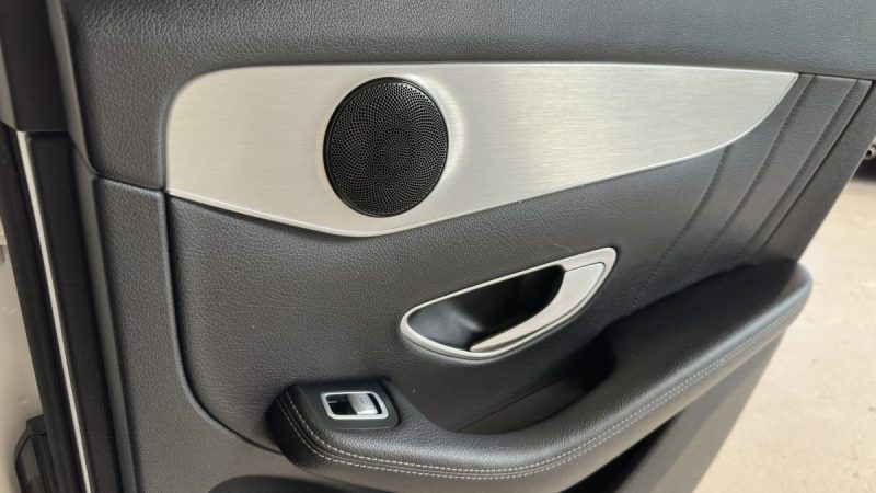 Mercedes GLC 350d 258ch 4Matic 9G-TRONIC - Toit ouvrant - Feux adaptatifs - Caméras avant et arrière