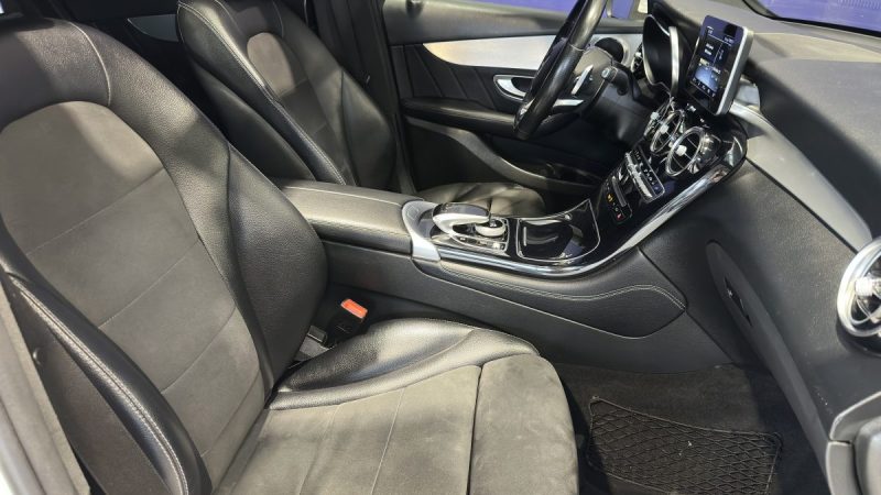 Mercedes GLC 350d 258ch 4Matic 9G-TRONIC - Toit ouvrant - Feux adaptatifs - Caméras avant et arrière