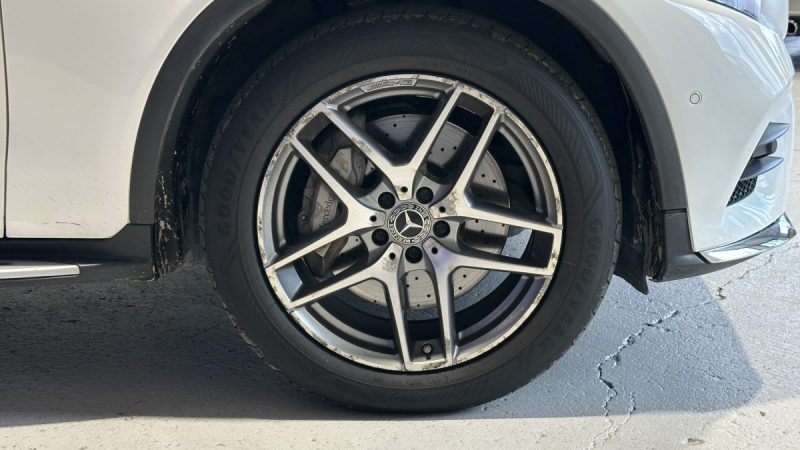 Mercedes GLC 350d 258ch 4Matic 9G-TRONIC - Toit ouvrant - Feux adaptatifs - Caméras avant et arrière