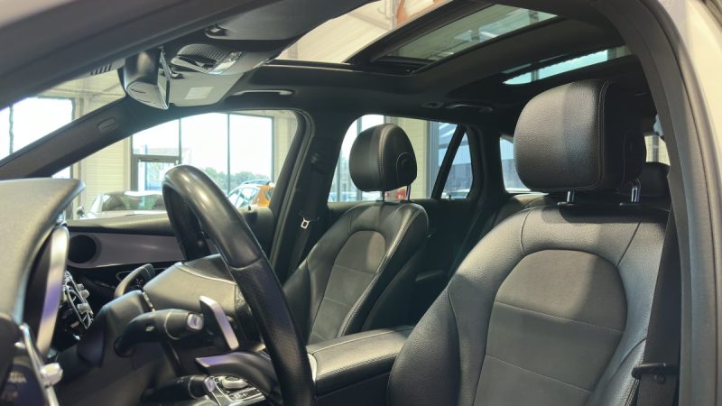 Mercedes GLC 350d 258ch 4Matic 9G-TRONIC - Toit ouvrant - Feux adaptatifs - Caméras avant et arrière