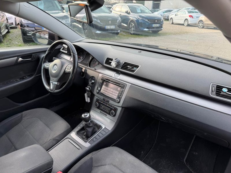 VOLKSWAGEN PASSAT 1.6 TDI 105 CR FAP BLUEMOTION TECHNOLOGY CONFORTLINE 151MKM